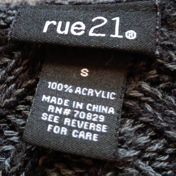 Web Knit Back Sweater By Rue 21 Women's Size Small, Gray Fall Winter Knitted Top - Picture 9 of 9